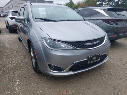 2019 Chrysler Pacifica Touring-L Plus