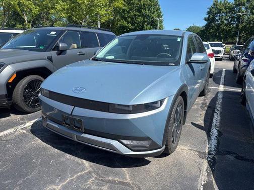 Lucid Blue 2024 Hyundai IONIQ 5 SE