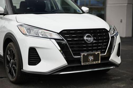 Fresh Powder 2024 Nissan Kicks SV