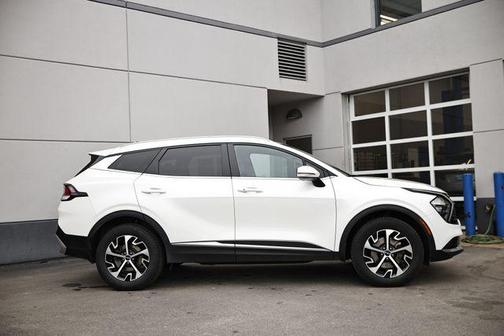2023 Kia Sportage Hybrid EX