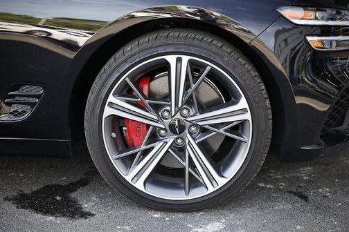 2025 Genesis G70 3.3T AWD Sport Advanced