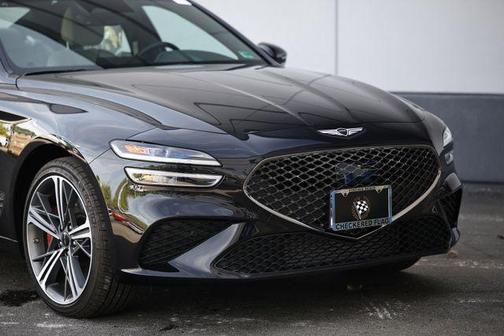 2025 Genesis G70 3.3T AWD Sport Advanced