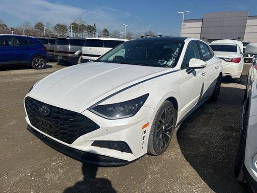 2023 Hyundai SONATA Limited