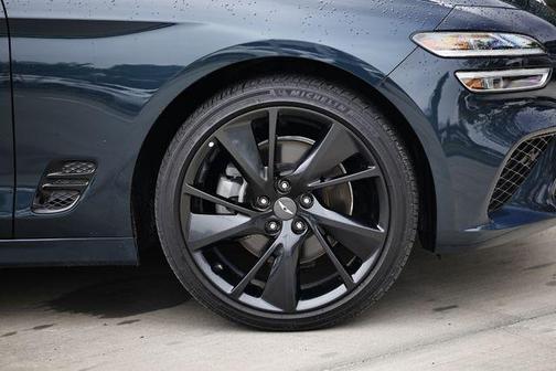 2023 Genesis G70 2.0T AWD