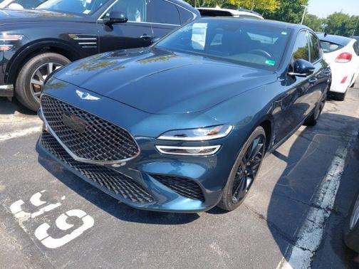 2023 Genesis G70 2.0T AWD