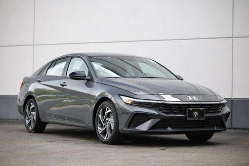 2025 Hyundai ELANTRA Sport