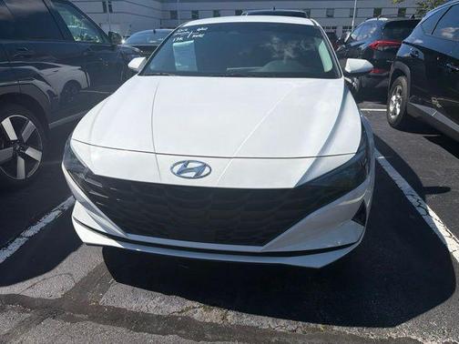 Serenity White Pearl 2023 Hyundai ELANTRA SEL