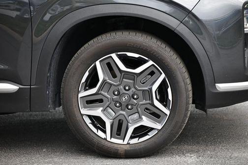 2023 Hyundai SANTA FE HEV SEL Premium