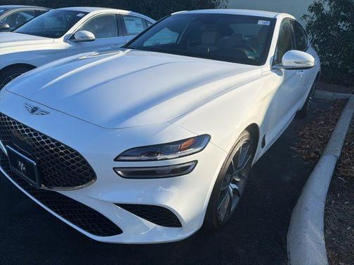 2025 Genesis G70 2.5T RWD