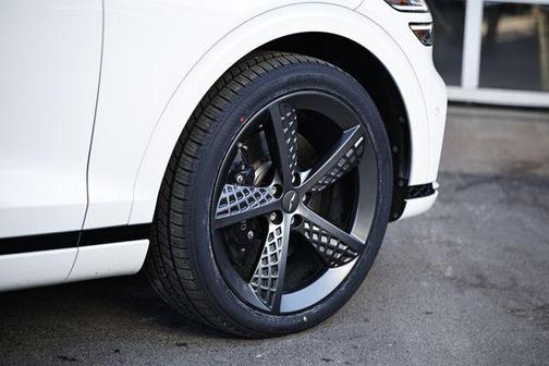 2024 Genesis GV70 2.5T AWD