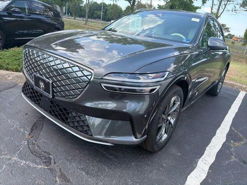 Makalu Gray 2025 Genesis Electrified GV70 Advanced AWD