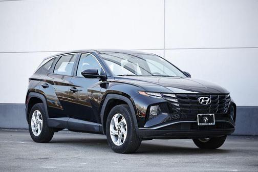 2023 Hyundai TUCSON SE