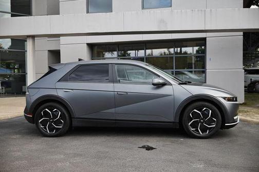 Shooting Star (Matte Gray) 2024 Hyundai IONIQ 5 SEL