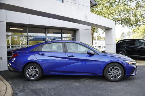 Intense Blue 2024 Hyundai ELANTRA SEL