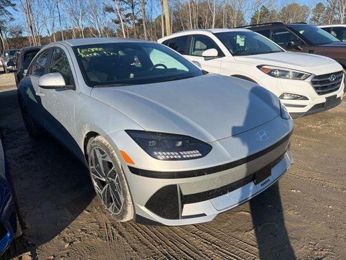 2024 Hyundai IONIQ 6 SEL