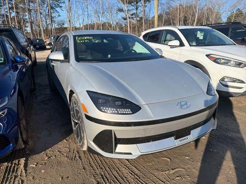 2024 Hyundai IONIQ 6 SEL
