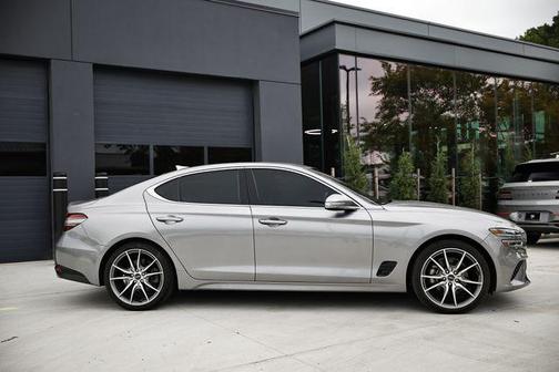 2023 Genesis G70 2.0T AWD