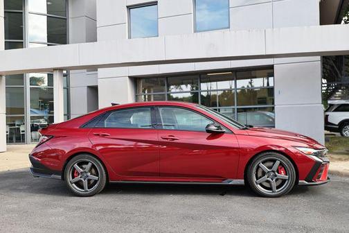 Ultimate red 2024 Hyundai ELANTRA N Base