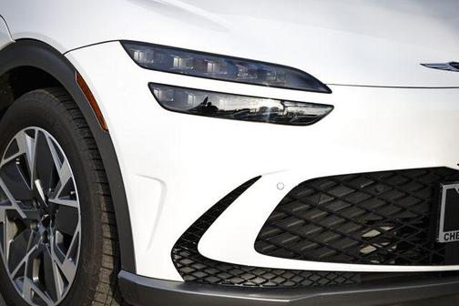 2025 Genesis GV60 Standard AWD