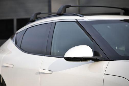 2025 Genesis GV60 Standard AWD