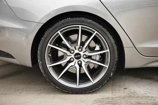 2026 Genesis G70 2.5T RWD