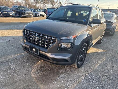 2024 Hyundai VENUE SEL