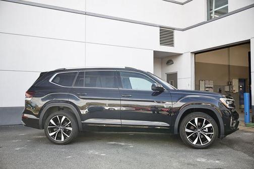 2024 Volkswagen Atlas 2.0T SEL Premium R-Line 4MOTION