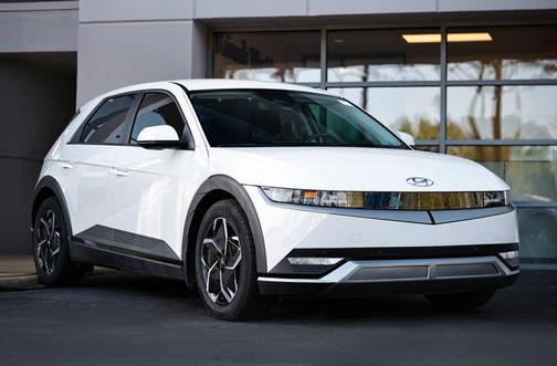 Atlas White 2024 Hyundai IONIQ 5 SEL