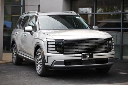 Typhoon Silver Metallic 2026 Hyundai PALISADE SEL Premium 8P