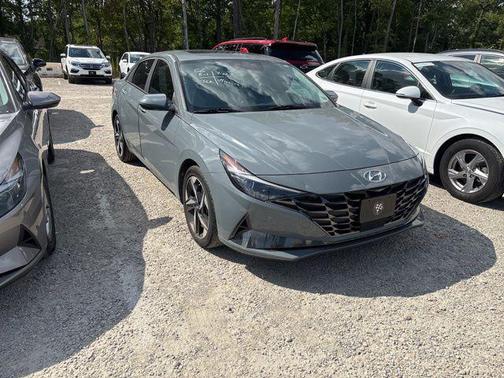 2022 Hyundai ELANTRA Limited