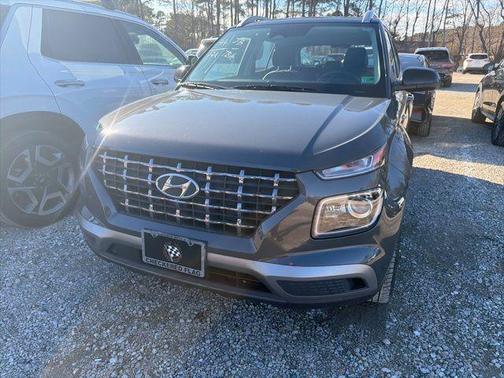 2024 Hyundai VENUE Limited