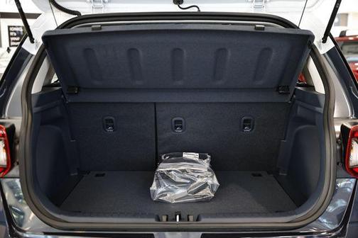 Denim w/White Roof 2026 Hyundai VENUE SEL w/Two-Tone Roof