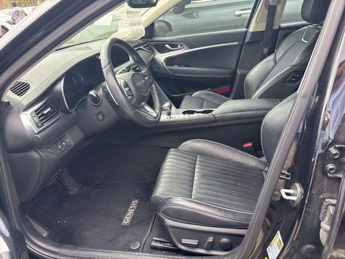 2022 Genesis G70 2.0T AWD