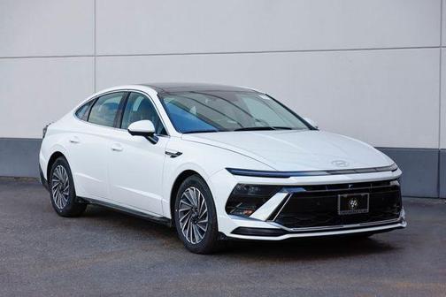 2025 Hyundai SONATA Hybrid Limited