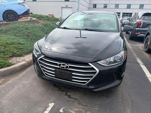 Phantom Black 2018 Hyundai ELANTRA SEL