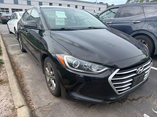 Phantom Black 2018 Hyundai ELANTRA SEL