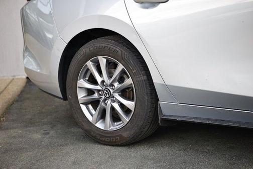 Sonic Silver Metallic 2021 Mazda Mazda3 2.0 FWD