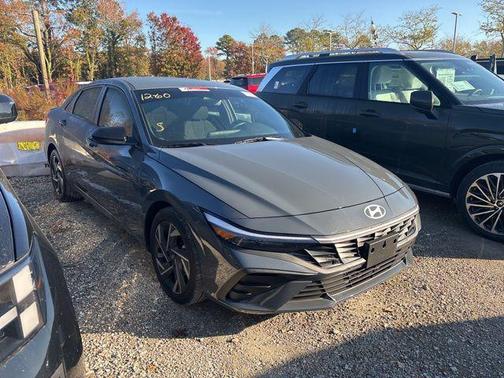 2025 Hyundai ELANTRA Sport