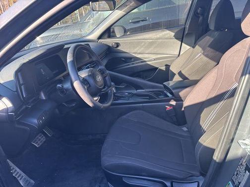 2025 Hyundai ELANTRA Sport