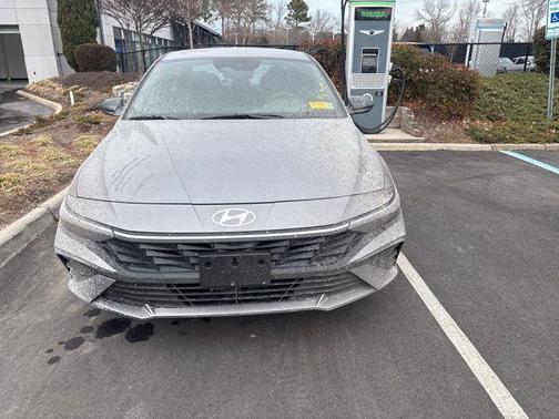 2025 Hyundai ELANTRA Sport