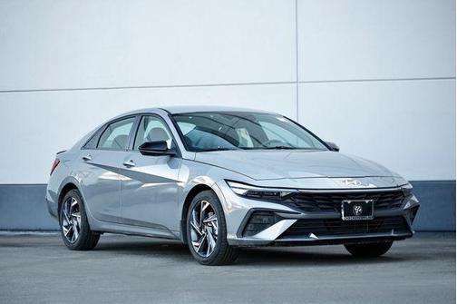 2025 Hyundai ELANTRA Sport