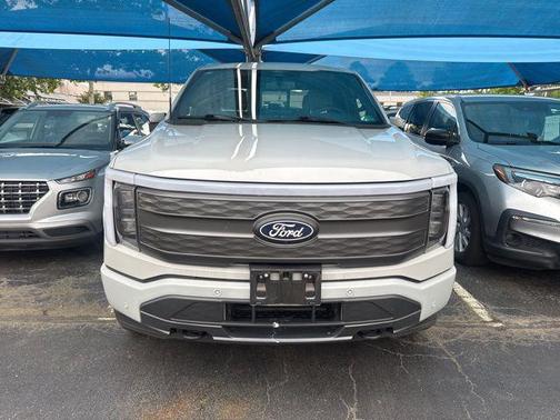 AVALANCHE 2024 Ford F-150 Lightning LARIAT