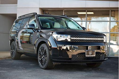 Phantom Black 2025 Hyundai SANTA FE HEV Calligraphy