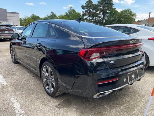 2023 Kia K5 EX