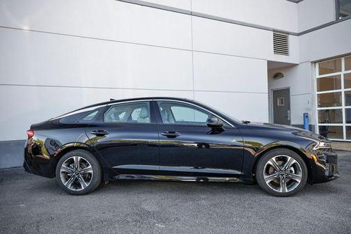 2023 Kia K5 EX