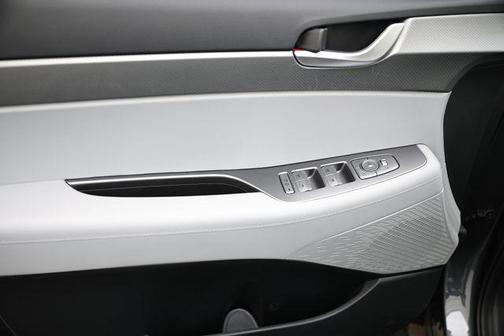 2025 Hyundai PALISADE SE