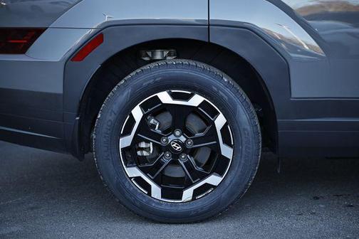 2024 Hyundai SANTA FE SE