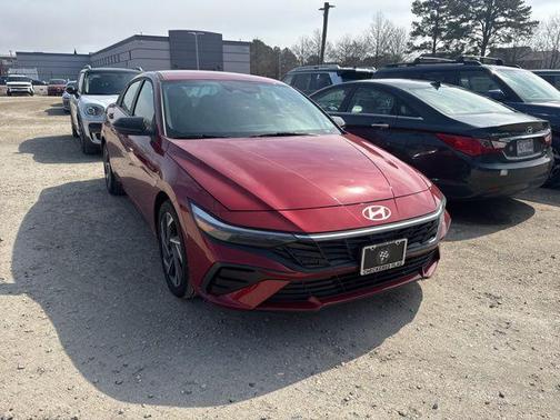 2025 Hyundai ELANTRA Sport