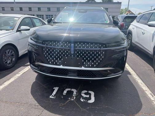 INFINITE BLACK MET CC 2024 Lincoln Nautilus Reserve