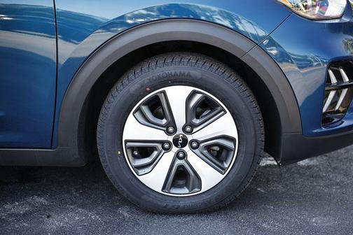 Deep Cerulean 2022 Kia Niro LX